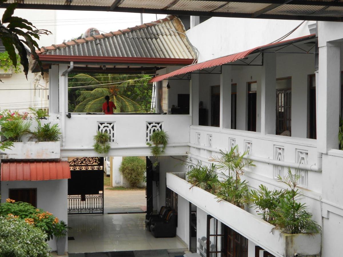 Shanith Guesthouse Negombo Exterior photo