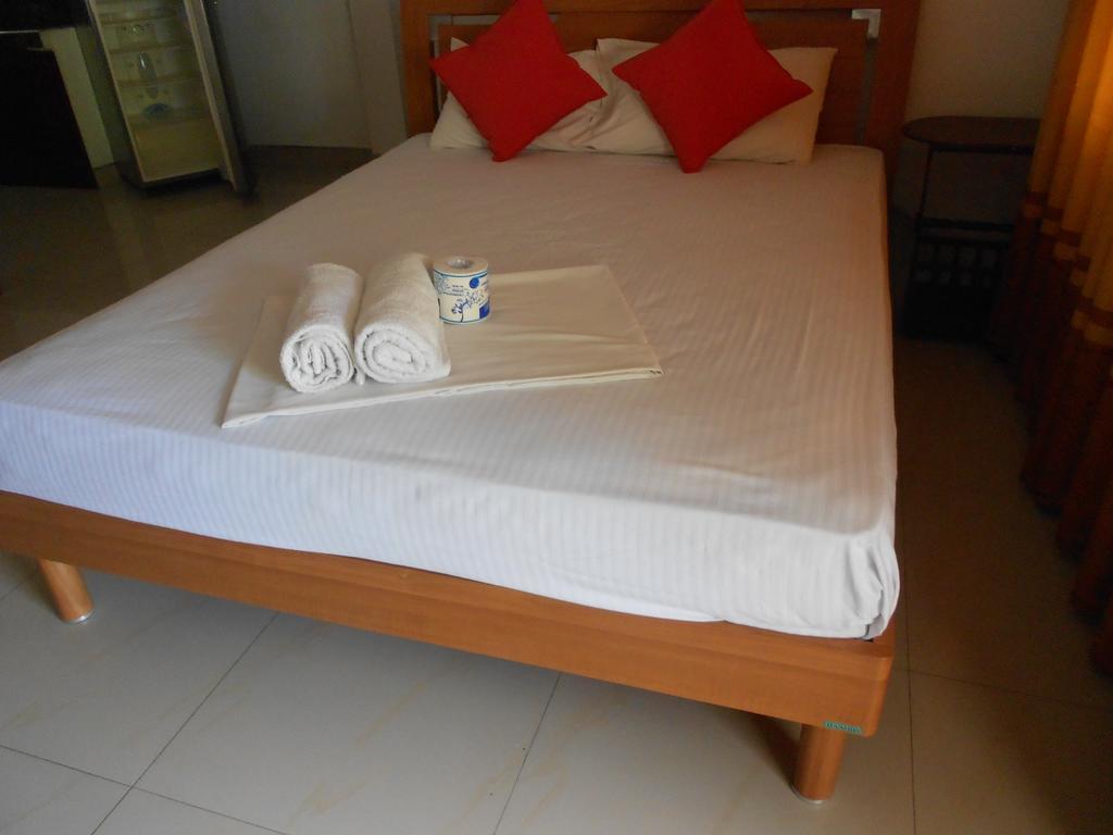 Shanith Guesthouse Negombo Room photo